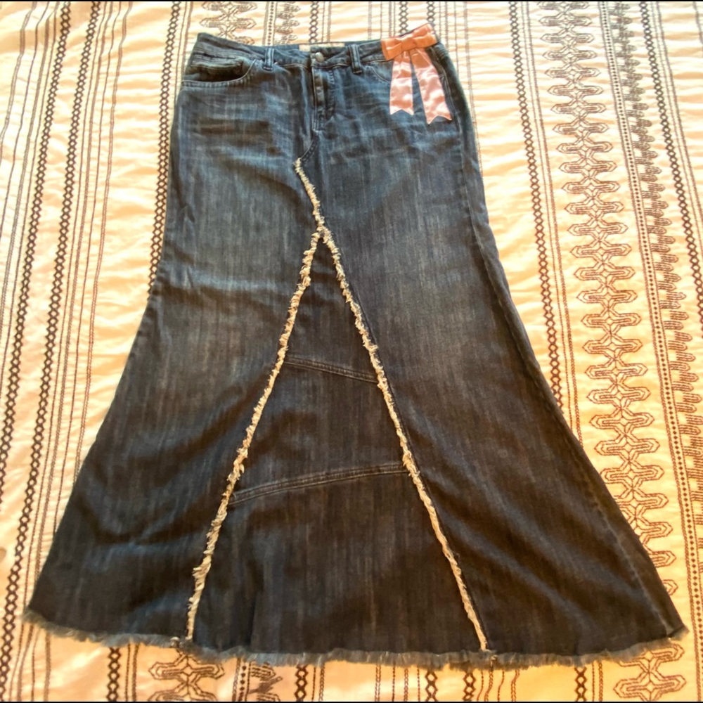 Candie’s denim skirt with blush pink bow